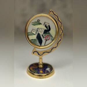 Vintage Silk Embroidery Rotating Desk Ornament for the Great Wall of China.